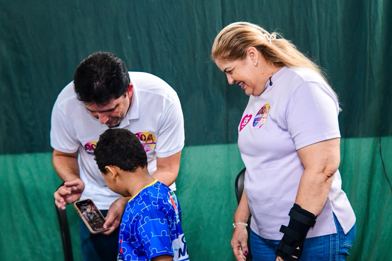 Dr. Marquinhos e Andréa Medeiros assumem compromisso com mães atípicas