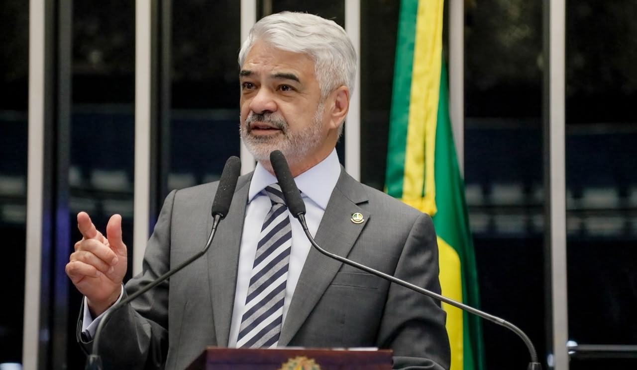 Vítima de ataques nas redes sociais, Humberto Costa ganha direito de resposta em perfil de apoiador de Bolsonaro